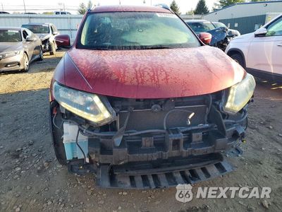 Piąte zdjęcie samochodu w środku: 2015 NISSAN ROGUE SL VIN:5N1AT2MVXFC795994 - miniatura