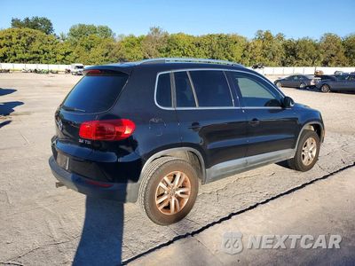 Trzecie zdjęcie samochodu z tyłu: 2012 VOLKSWAGEN TIGUAN S VIN:WVGAV7AX5CW518550 - miniatura
