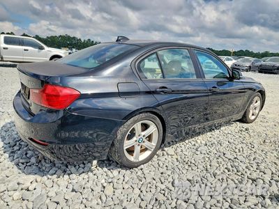 Trzecie zdjęcie samochodu z tyłu: 2014 BMW 320 I VIN:WBA3B1G52ENS81269 - miniatura