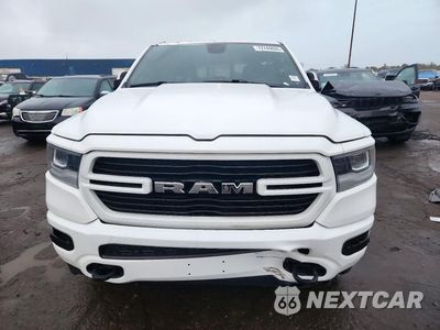 Piąte zdjęcie samochodu w środku: 2019 RAM 1500 BIG HORN/LONE STAR VIN:1C6SRFFT1KN913639 - miniatura