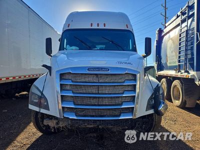 Piąte zdjęcie samochodu w środku: 2019 FREIGHTLINER CASCADIA 126 SEMI TRUCK VIN:1FUJHHDR3KLKV6454 - miniatura