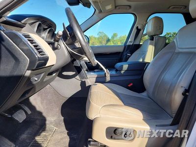 Zdjęcie 7 z 13 samochodu: 2020 LAND ROVER DISCOVERY SE VIN:SALRG2RV0L2425135 - miniatura