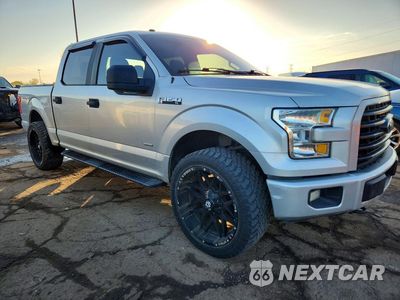 Czwarte zdjęcie samochodu z boku: 2017 FORD F150 SUPERCREW VIN:1FTEW1EP1HFA51726 - miniatura