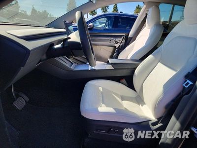 Zdjęcie 7 z 14 samochodu: 2026 TESLA MODEL Y VIN:7SAYGDED6TF441397 - miniatura