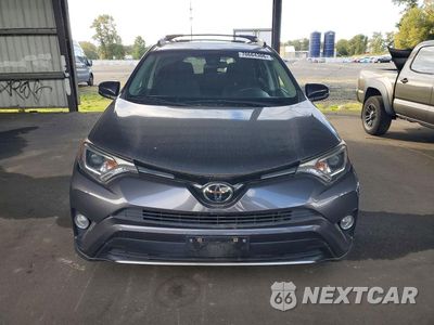 Piąte zdjęcie samochodu w środku: 2017 TOYOTA RAV4 XLE VIN:2T3RFREV0HW653496 - miniatura
