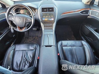 Zdjęcie 8 z 12 samochodu: 2015 LINCOLN MKZ VIN:3LN6L2J9XFR612527 - miniatura