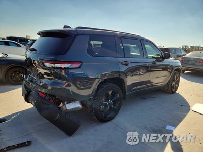Trzecie zdjęcie samochodu z tyłu: 2024 JEEP GRAND CHEROKEE L LAREDO VIN:1C4RJKAG6R8523355 - miniatura