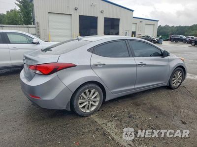 Trzecie zdjęcie samochodu z tyłu: 2016 HYUNDAI ELANTRA SE VIN:5NPDH4AE2GH680847 - miniatura