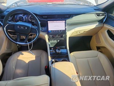 Zdjęcie 8 z 13 samochodu: 2025 JEEP GRAND CHEROKEE LIMITED VIN:1C4RJHBG7SC281521 - miniatura