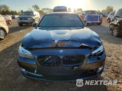 Piąte zdjęcie samochodu w środku: 2013 BMW 528 XI VIN:WBAXH5C51DD109851 - miniatura
