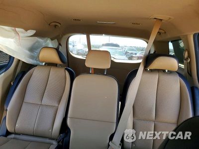 Zdjęcie 10 z 14 samochodu: 2017 KIA SEDONA LX VIN:KNDMB5C13H6321021 - miniatura
