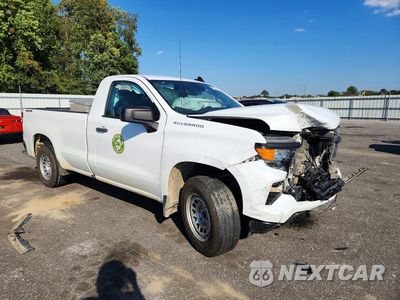Czwarte zdjęcie samochodu z boku: 2024 CHEVROLET SILVERADO K1500 VIN:3GCNDAEK1RG241021 - miniatura