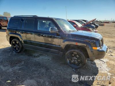 Czwarte zdjęcie samochodu z boku: 2015 JEEP PATRIOT SPORT VIN:1C4NJPBA7FD399976 - miniatura