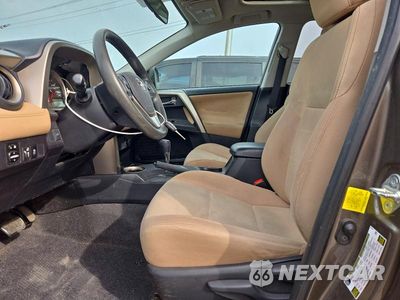 Zdjęcie 7 z 13 samochodu: 2015 TOYOTA RAV4 XLE VIN:2T3WFREV2FW193290 - miniatura