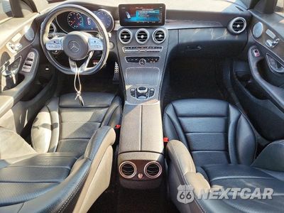 Zdjęcie 8 z 13 samochodu: 2019 MERCEDES-BENZ C 300 VIN:55SWF8DB3KU301478 - miniatura
