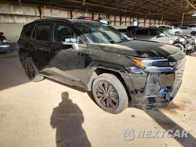 Czwarte zdjęcie samochodu z boku: 2026 TOYOTA RAV4 PLUG-IN HYBRID SE VIN:JTM7ERAV8TJ021028 - miniatura