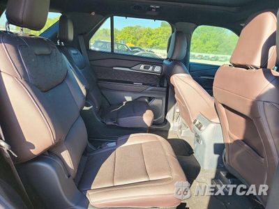 Zdjęcie 11 z 13 samochodu: 2025 FORD EXPLORER PLATINUM VIN:1FMUK8HH3SGA18549 - miniatura