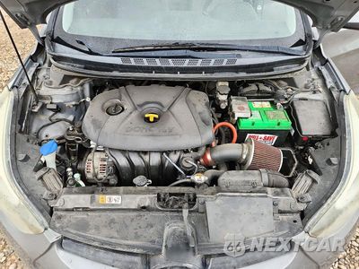 Zdjęcie 11 z 12 samochodu: 2014 HYUNDAI ELANTRA SE VIN:5NPDH4AE7EH524400 - miniatura