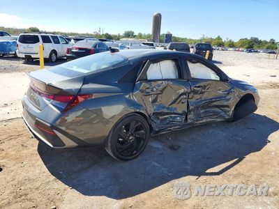 Trzecie zdjęcie samochodu z tyłu: 2026 HYUNDAI ELANTRA SEL SPORT VIN:KMHLM4DG5TU243599 - miniatura