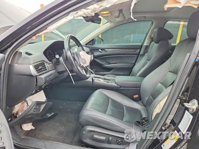 Zdjęcie 7 z 12 samochodu: 2019 HONDA ACCORD TOURING HYBRID VIN:1HGCV3F94KA003780 - miniatura