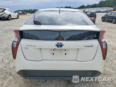 Zdjęcie 6 z 12 samochodu: 2016 TOYOTA PRIUS TWO VIN:JTDKBRFU3G3509350 - miniatura