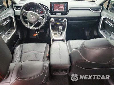 Zdjęcie 8 z 12 samochodu: 2019 TOYOTA RAV4 XLE PREMIUM VIN:JTMC1RFV1KD010243 - miniatura