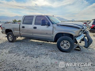 Czwarte zdjęcie samochodu z boku: 2007 CHEVROLET SILVERADO K2500 HEAVY DUTY VIN:1GCHK23U67F106189 - miniatura