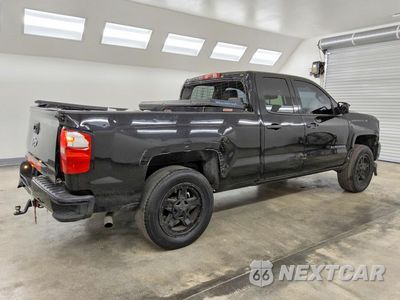 Trzecie zdjęcie samochodu z tyłu: 2018 CHEVROLET SILVERADO C1500 CUSTOM VIN:1GCRCPEH9JZ200278 - miniatura