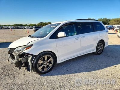 2018 TOYOTA SIENNA SE 8-PASSENGER 5TDXZ3DC2JS900911 - główne zdjęcie licytacji z USA - miniatura