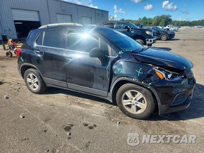 Czwarte zdjęcie samochodu z boku: 2019 CHEVROLET TRAX 1LT VIN:KL7CJLSB2KB859945 - miniatura