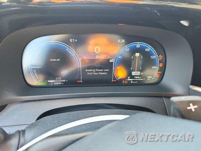 Zdjęcie 9 z 13 samochodu: 2025 TOYOTA CROWN SIGNIA XLE VIN:JTDACAAJ9S3007412 - miniatura