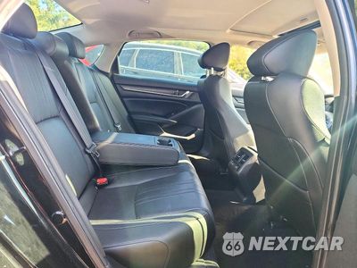 Zdjęcie 10 z 12 samochodu: 2022 HONDA ACCORD TOURING VIN:1HGCV2F95NA011434 - miniatura