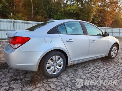Trzecie zdjęcie samochodu z tyłu: 2016 CHEVROLET CRUZE LIMITED LS VIN:1G1PC5SG0G7205258 - miniatura