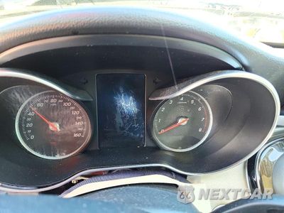 Zdjęcie 9 z 12 samochodu: 2015 MERCEDES-BENZ C 300 VIN:55SWF4JB8FU076137 - miniatura