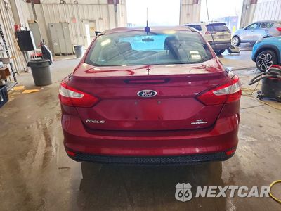 Zdjęcie 6 z 12 samochodu: 2014 FORD FOCUS SE VIN:1FADP3F24EL413588 - miniatura