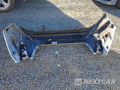 Zdjęcie 12 z 13 samochodu: 2017 TOYOTA PRIUS THREE VIN:JTDKARFU4H3544533 - miniatura