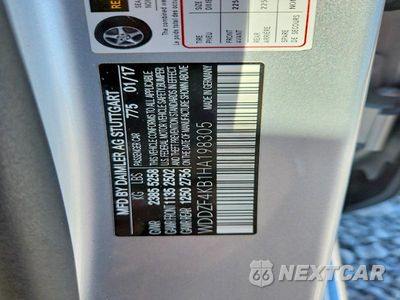 Zdjęcie 12 z 12 samochodu: 2017 MERCEDES-BENZ E 300 4MATIC VIN:WDDZF4KB1HA198305 - miniatura