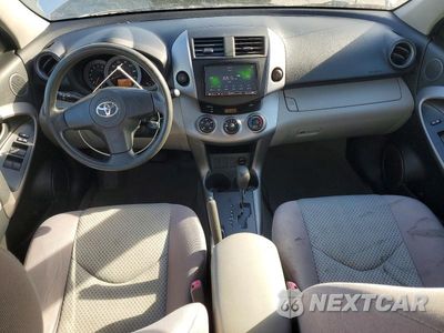 Zdjęcie 8 z 13 samochodu: 2008 TOYOTA RAV4 BASE VIN:JTMZD33V185116780 - miniatura