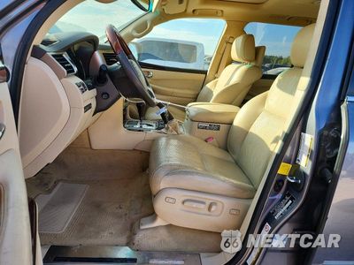 Zdjęcie 7 z 13 samochodu: 2013 LEXUS LX 570 VIN:JTJHY7AX3D4092040 - miniatura