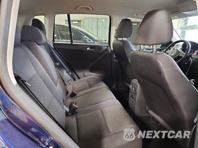 Zdjęcie 10 z 12 samochodu: 2013 VOLKSWAGEN TIGUAN S VIN:WVGAV7AX4DW555641 - miniatura