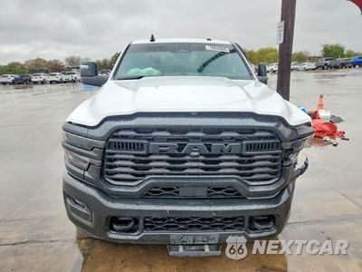Piąte zdjęcie samochodu w środku: 2026 RAM 2500 TRADESMAN VIN:3C6UR5HJ0TG318676 - miniatura