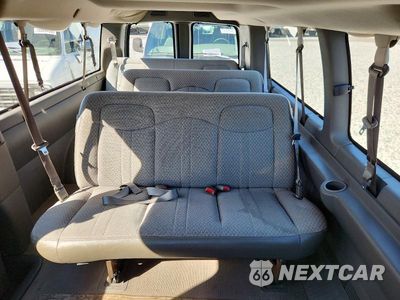 Zdjęcie 10 z 13 samochodu: 2006 CHEVROLET EXPRESS G3500 VIN:1GAHG39U161207918 - miniatura