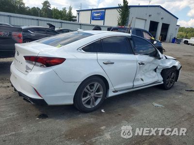 Trzecie zdjęcie samochodu z tyłu: 2018 HYUNDAI SONATA SPORT+ VIN:5NPE34AF1JH704834 - miniatura
