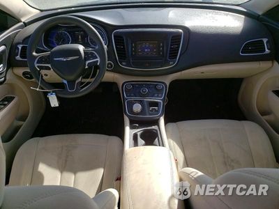 Zdjęcie 8 z 12 samochodu: 2015 CHRYSLER 200 LIMITED VIN:1C3CCCAB5FN662839 - miniatura