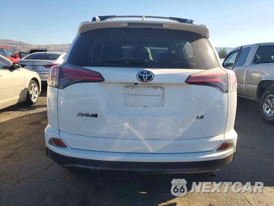 Zdjęcie 6 z 13 samochodu: 2018 TOYOTA RAV4 LE VIN:JTMZFREV7JJ744981 - miniatura