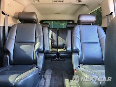 Zdjęcie 10 z 13 samochodu: 2010 GMC YUKON XL DENALI VIN:1GKUKMEFXAR224491 - miniatura