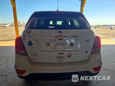 Zdjęcie 6 z 12 samochodu: 2021 CHEVROLET TRAX LS VIN:KL7CJKSB6MB313095 - miniatura