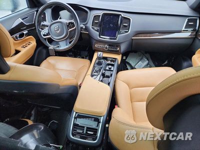 Zdjęcie 8 z 13 samochodu: 2018 VOLVO XC90 T6 VIN:YV4A22PK3J1198910 - miniatura