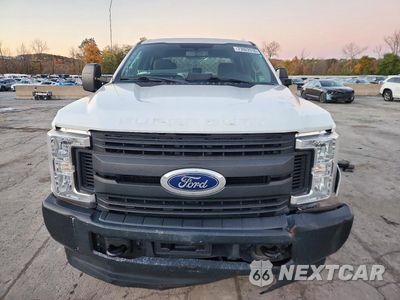 Piąte zdjęcie samochodu w środku: 2018 FORD F250 SUPER DUTY VIN:1FT7W2BT2JEB27062 - miniatura