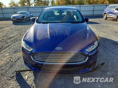 Piąte zdjęcie samochodu w środku: 2016 FORD FUSION S VIN:3FA6P0G70GR275974 - miniatura